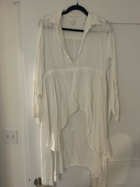 VENUS White Sheer Collared Longline Shirt